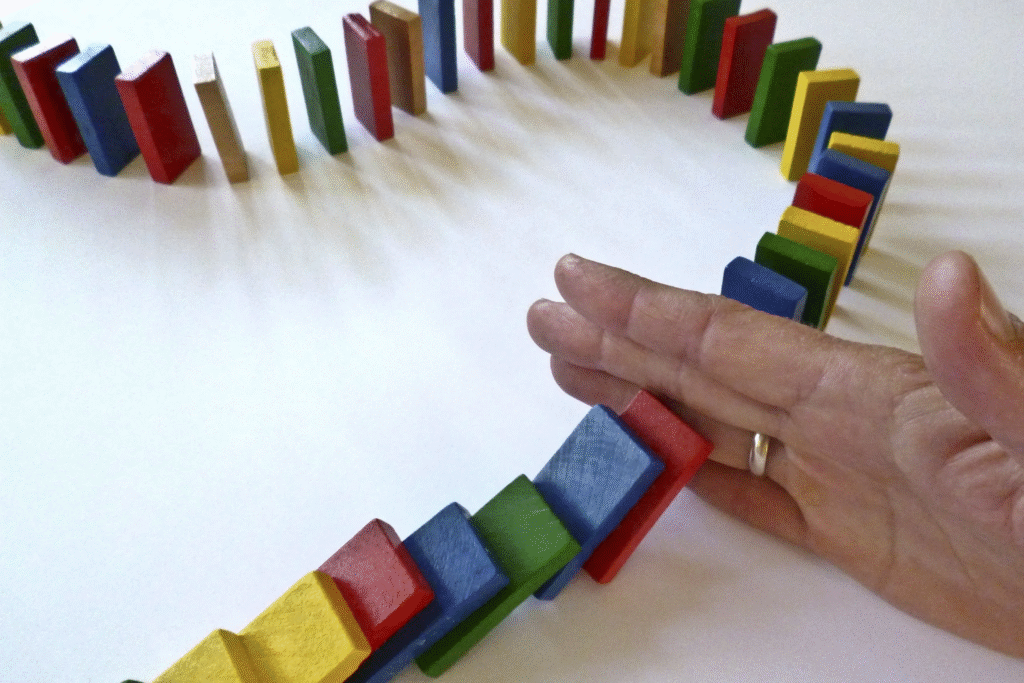 dominoes dominoes